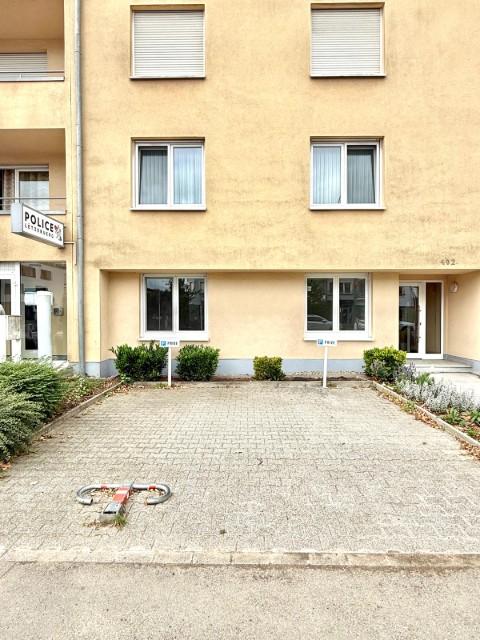 Parkplatz zu verkaufen in Alzingen image 1